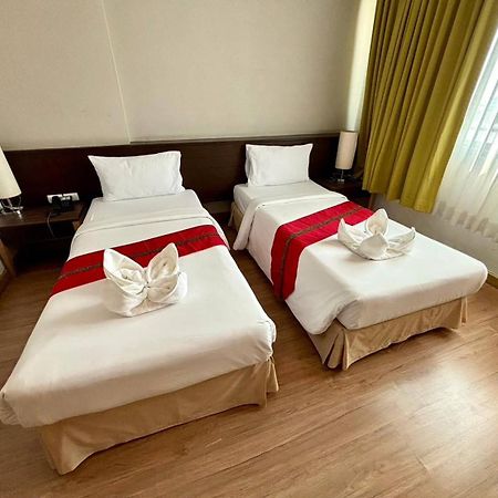 Aloha Hatyai Hotel Хат Яй Екстериор снимка
