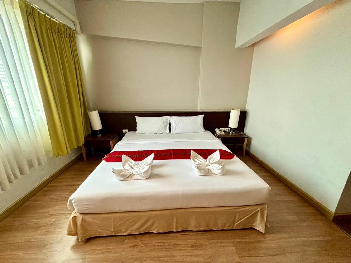 Aloha Hatyai Hotel Хат Яй Екстериор снимка