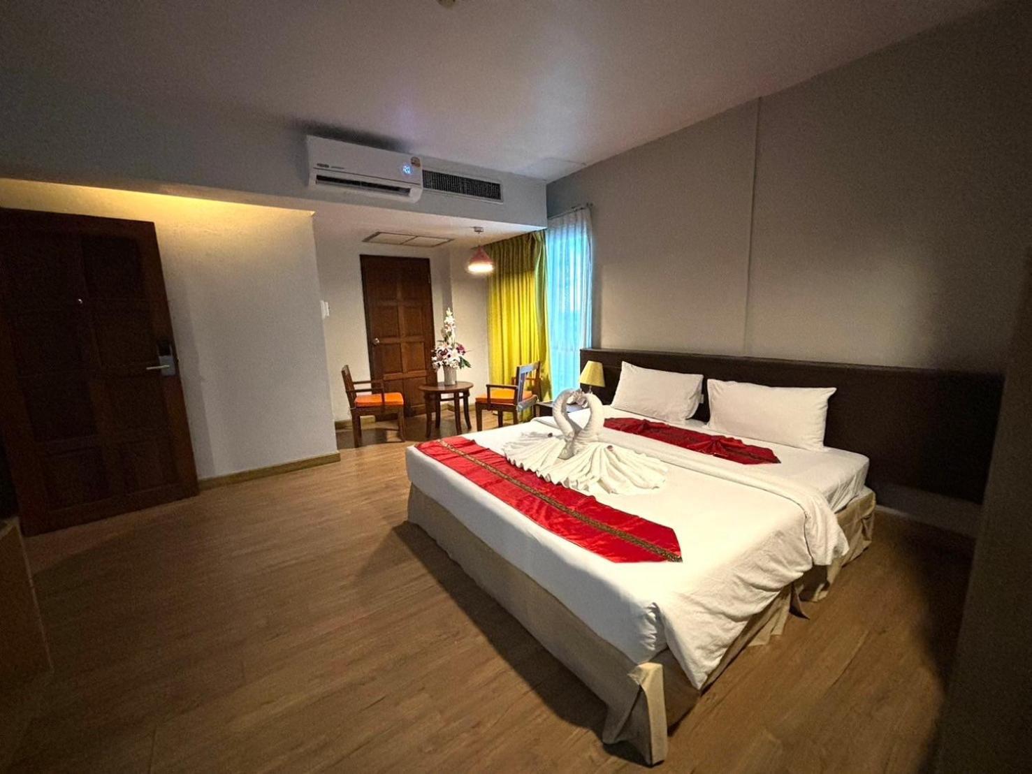 Aloha Hatyai Hotel Хат Яй Екстериор снимка