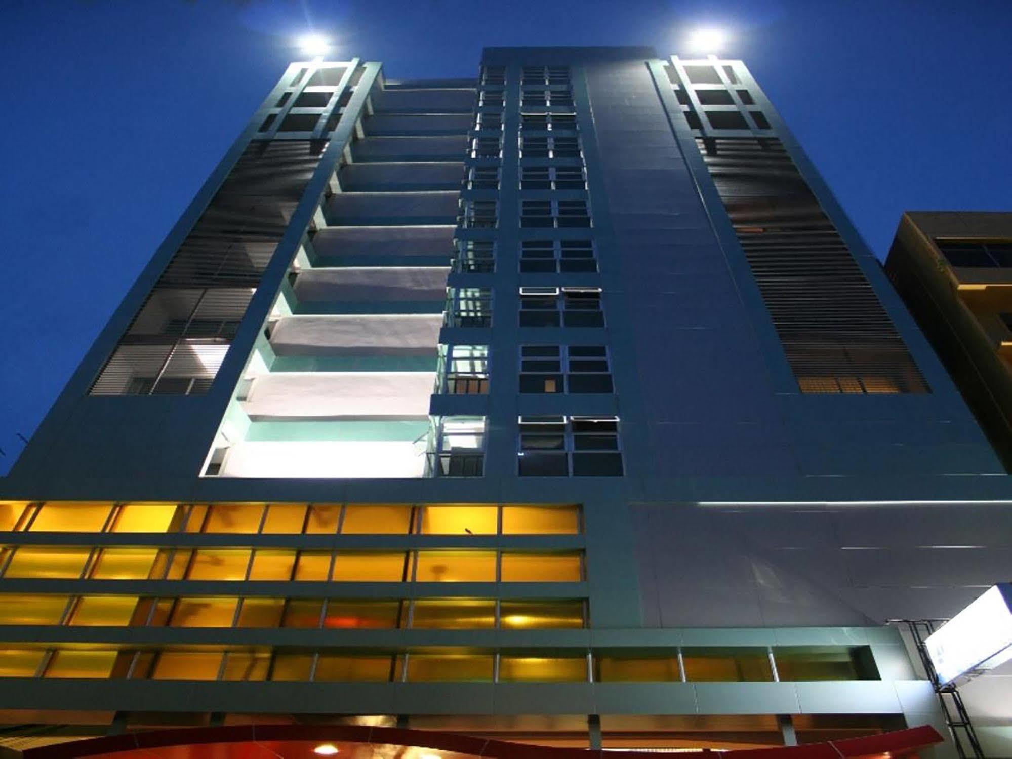 Aloha Hatyai Hotel Хат Яй Екстериор снимка